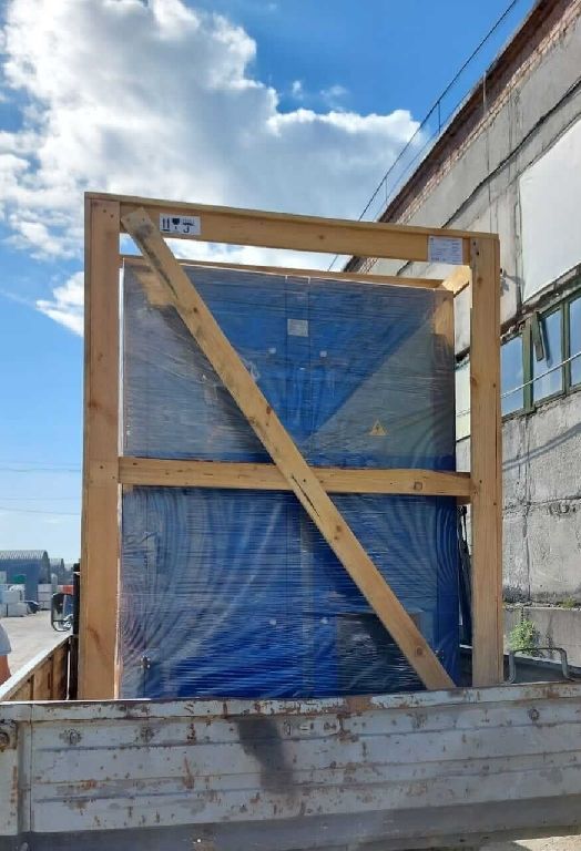 Отгрузка винтового компрессора REMEZA ВК15Е-8 и ресиверов РВ 500.11.00 Санкт-Петербурге Отгрузка винтового компрессора REMEZA ВК15Е-8 и ресиверов РВ 500.11.00 Санкт-Петербурге