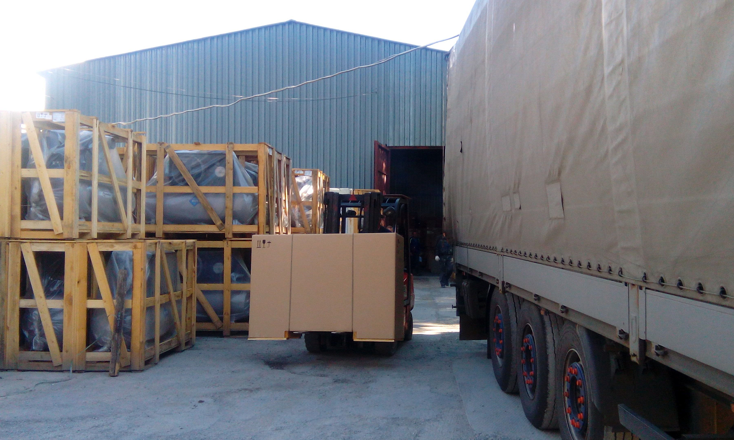 Отгрузка ресивера и поршневого компрессора СБ4/Ф-270.LB50-5.5