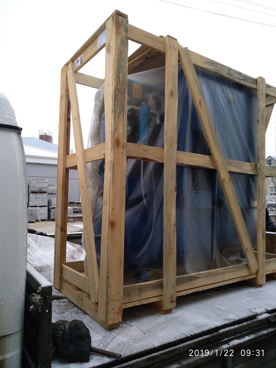 Отгрузка винтового компрессора в Крыму