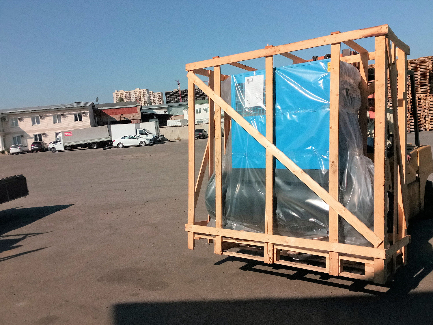 Отгрузка винтового компрессора ABAC Genesis 1108-500 в Краснодар