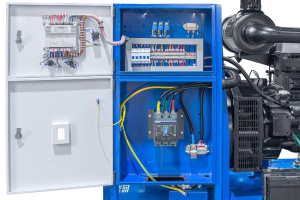 Дизельный генератор ТСС ЭД-120-Т400 с АВР в погодозащитном кожухе на прицепе 025087 фото