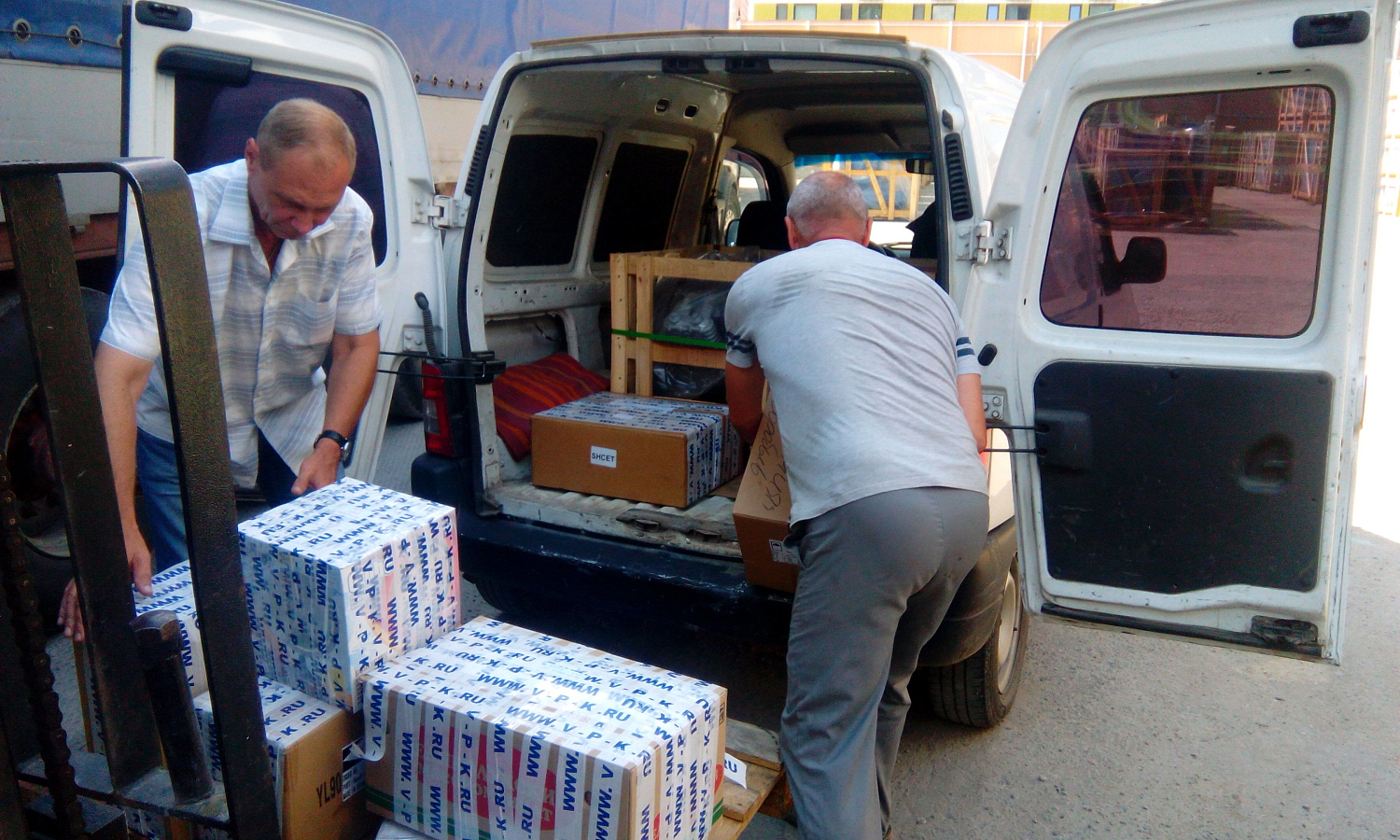 Отгрузка поршневых компрессоров, головки и запчастей